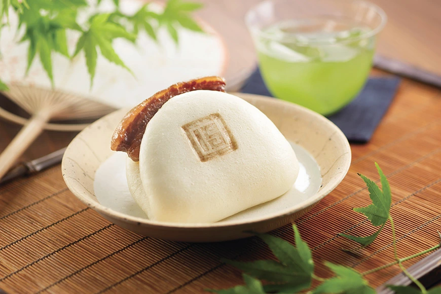 和華蘭 (わからん)グルメを自宅で味わおう！卓袱料理から考案された岩崎本舗の長崎名物、大とろ角煮まんじゅう