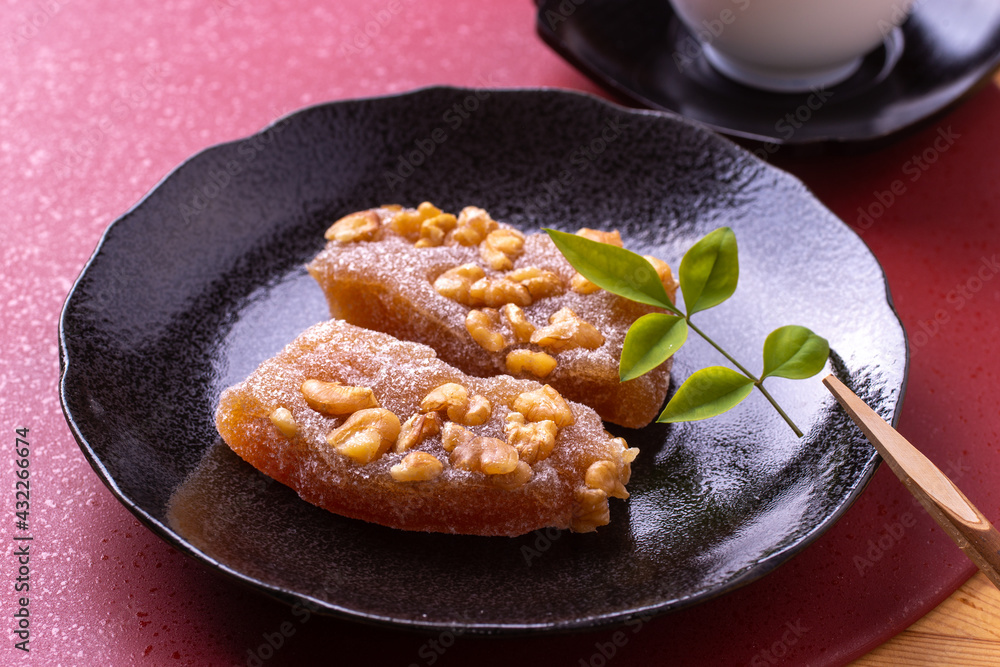 ゆべし（くるみ餅・くるみゆべし）