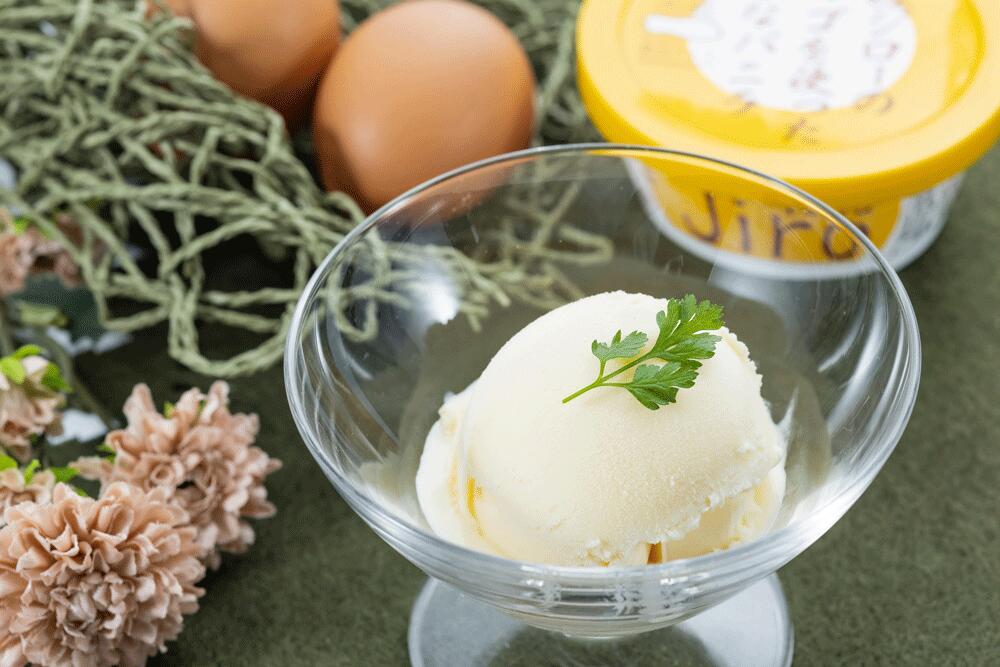 ＜高知アイス＞土佐ジローの濃厚バニラ