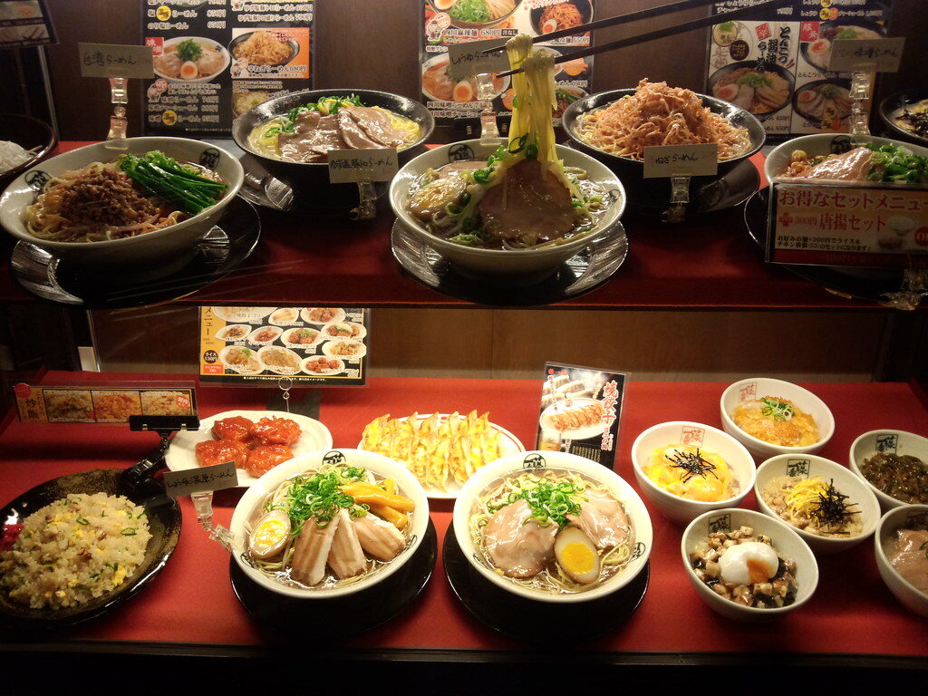 1つの中華屋にさえも多様なラーメンが並ぶ。