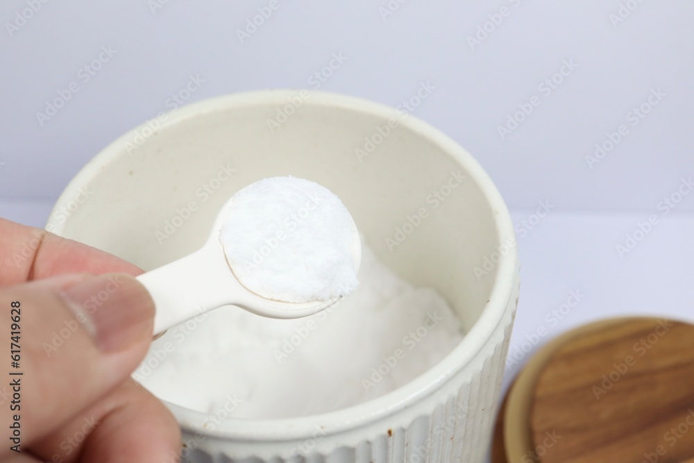  「潮汲み3年、潮まき10年」。熟練の職人が命を吹き込む、希少な結晶「DENEN」の輝き。