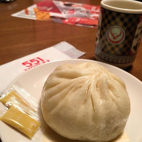 551蓬莱の豚まん。