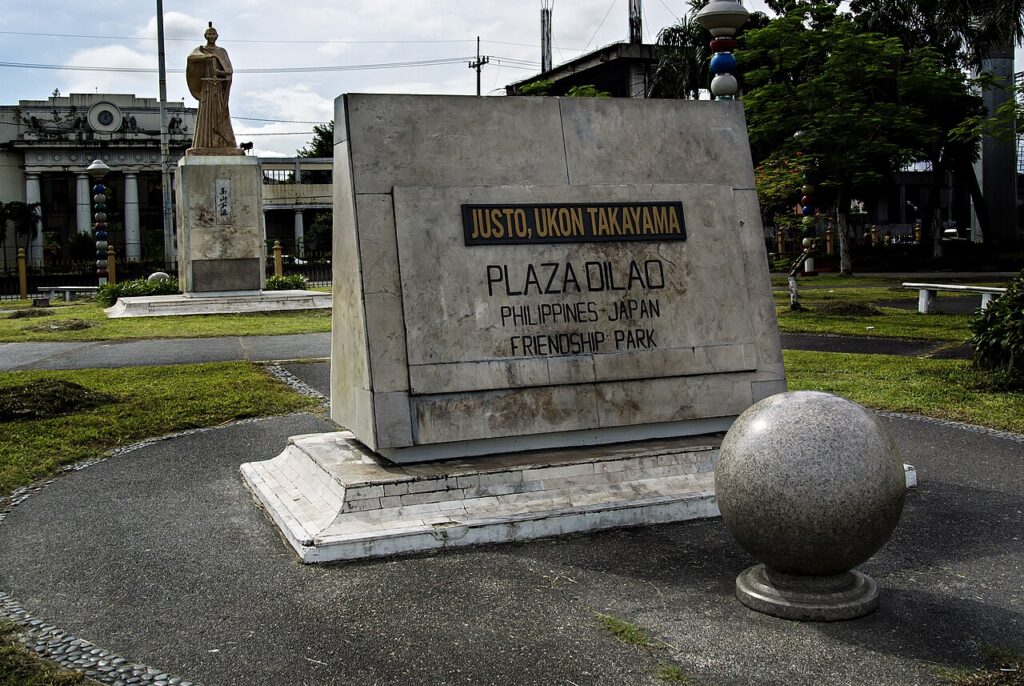 近江牛の歴史で文献上、最も古い関係者の高山右近はキリシタンで後に日本を追放され、フィリピンのマニラに到着してわずか40日後に生涯を終えた。